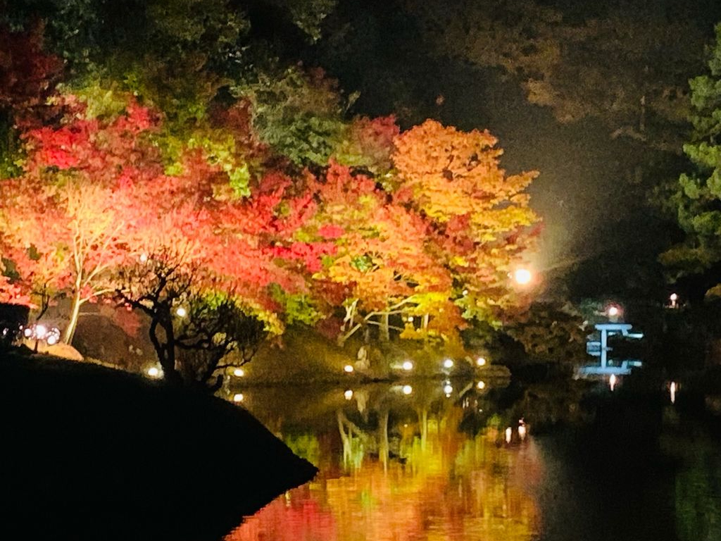 歴代藩主も愛した大名庭園！香川県「特別名勝 栗林公園」で四季折々の風景を楽しもう｜RECOTRIP（レコトリップ）